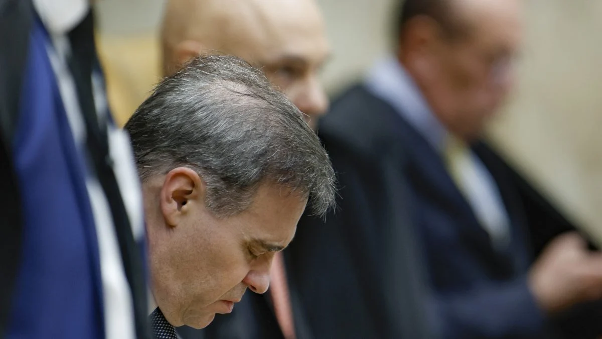 PF afirma que Mendonça considerava PGR indigno por relação com Gilmar
