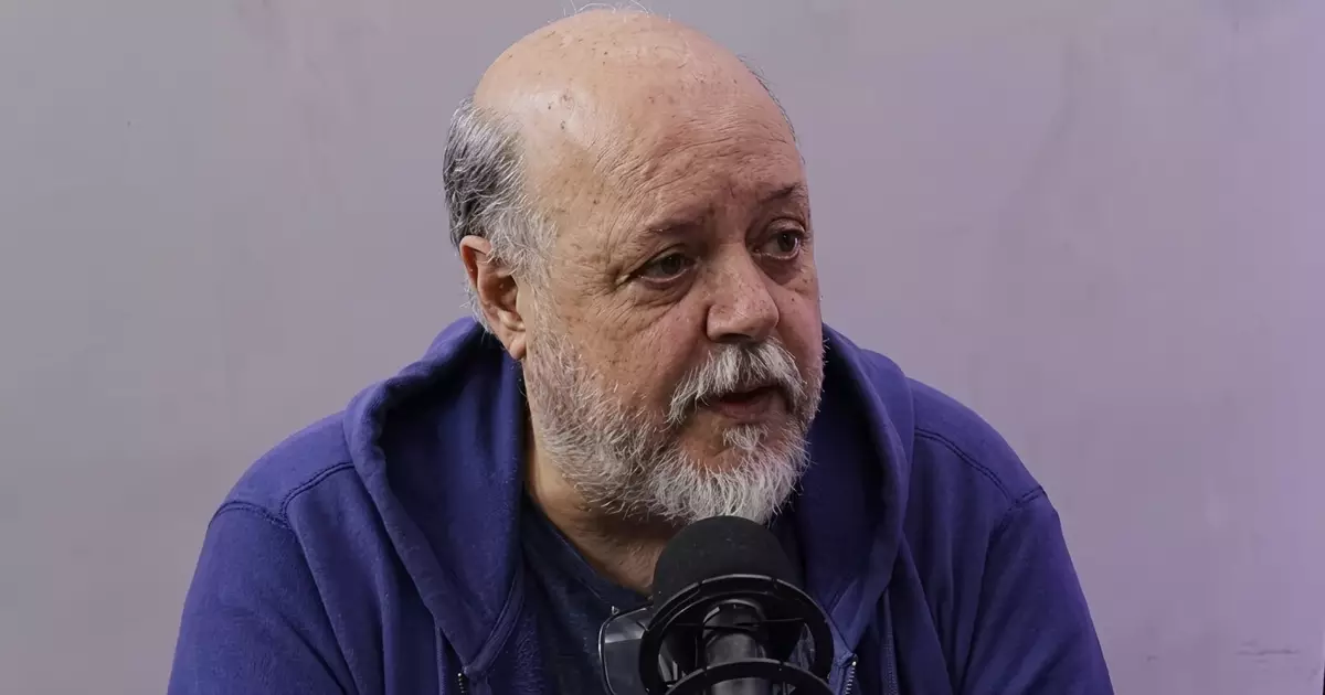 Ator Roney Facchini celebrou cantores e atores mortos nos últimos posts antes de ele próprio morrer