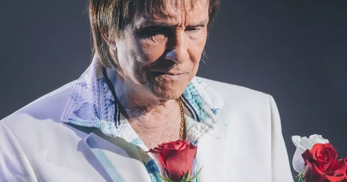 Morre o jornalista escolhido pelo cantor Roberto Carlos para escrever biografia oficial que nunca foi lançada
