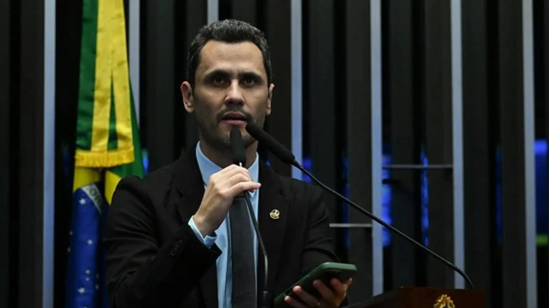 Cleitinho tem 31% no 1º turno e lidera disputa pelo governo de Minas