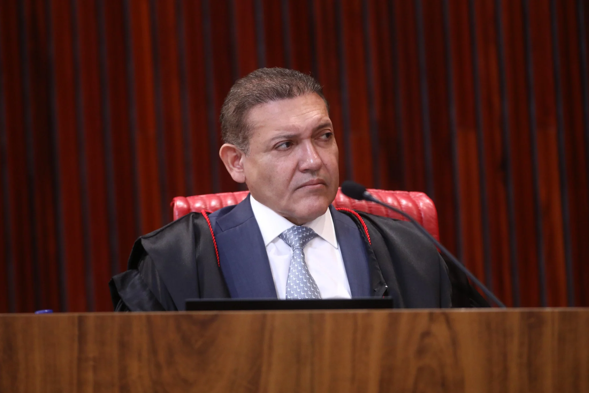 Mensagens de Vorcaro citam pagamento de R$ 500 mil a filho de Nunes