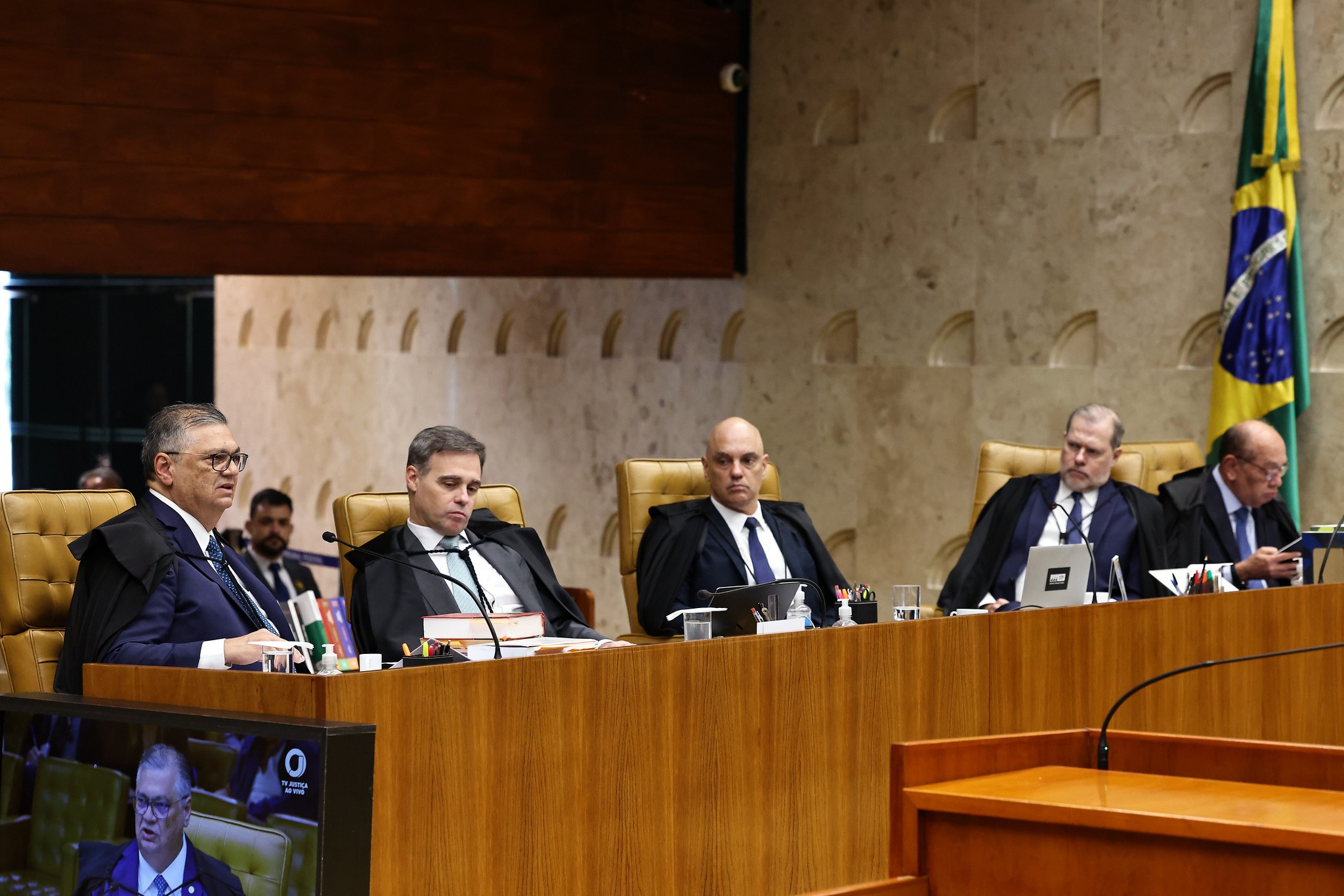 A sessão histórica que colocou o Supremo contra si mesmo - O Assunto 1805 G1