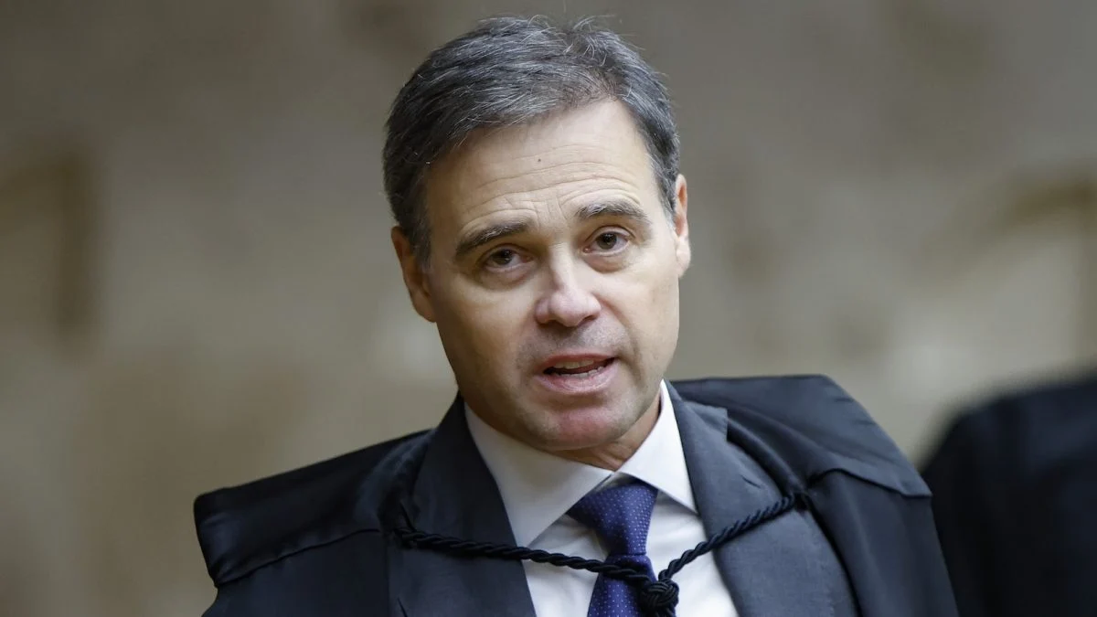 Mendonça rebate Gilmar e nega ter transformado STF em “palanque”