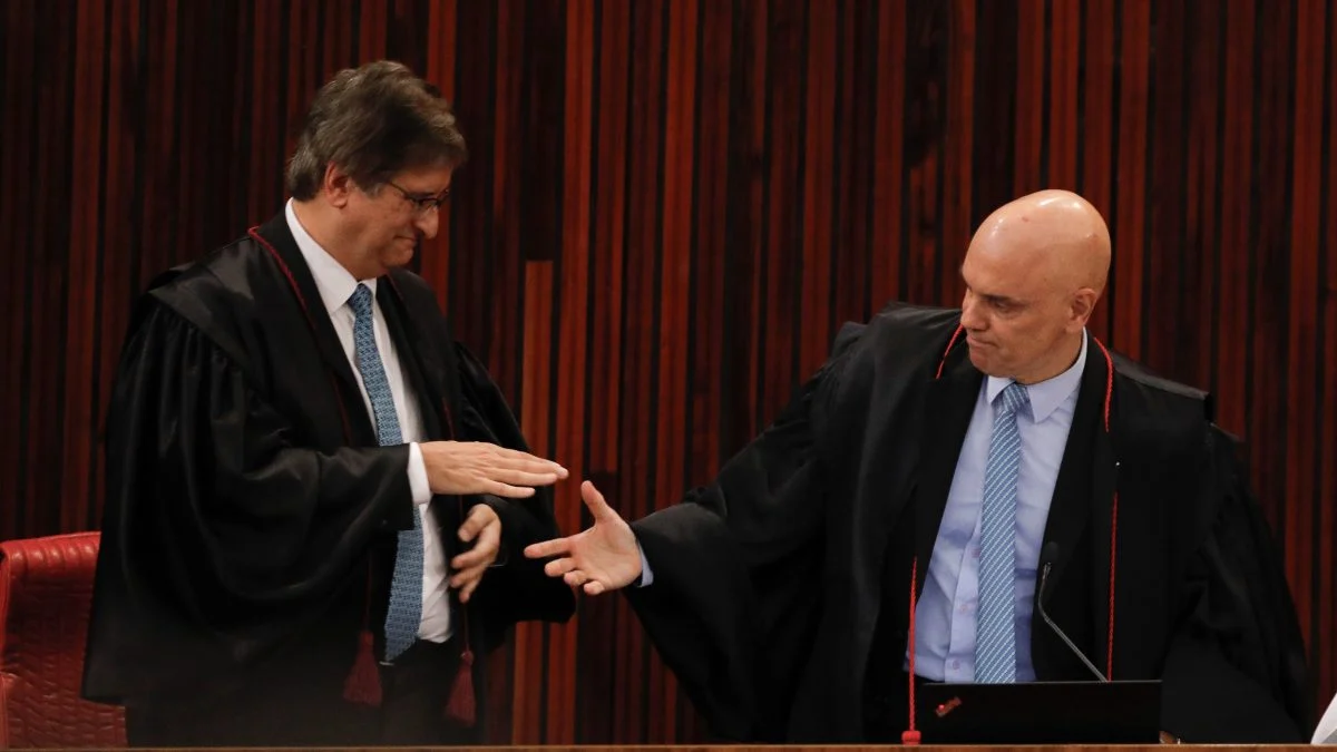 É preciso soltar a mão de Moraes para preservar seu legado