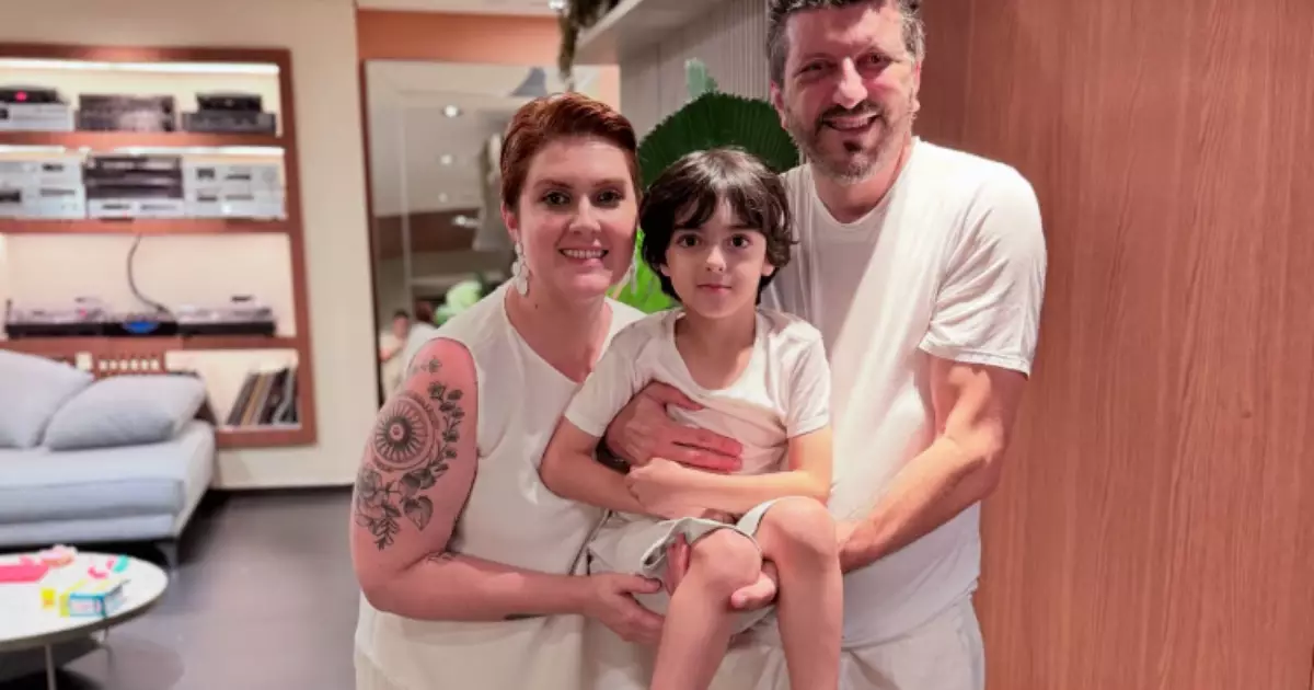 Vítima de doença rara, influenciador Lito Sousa deixa esposa e filho de 7 anos