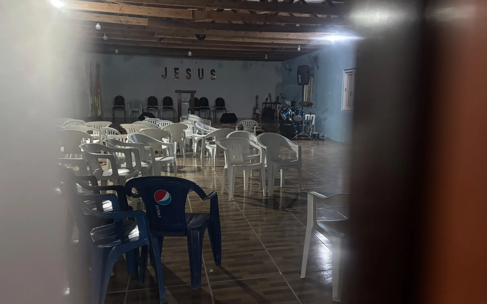 Pastor é morto a tiros dentro de igreja em São Leopoldo criminosos fugiram a pé abc+