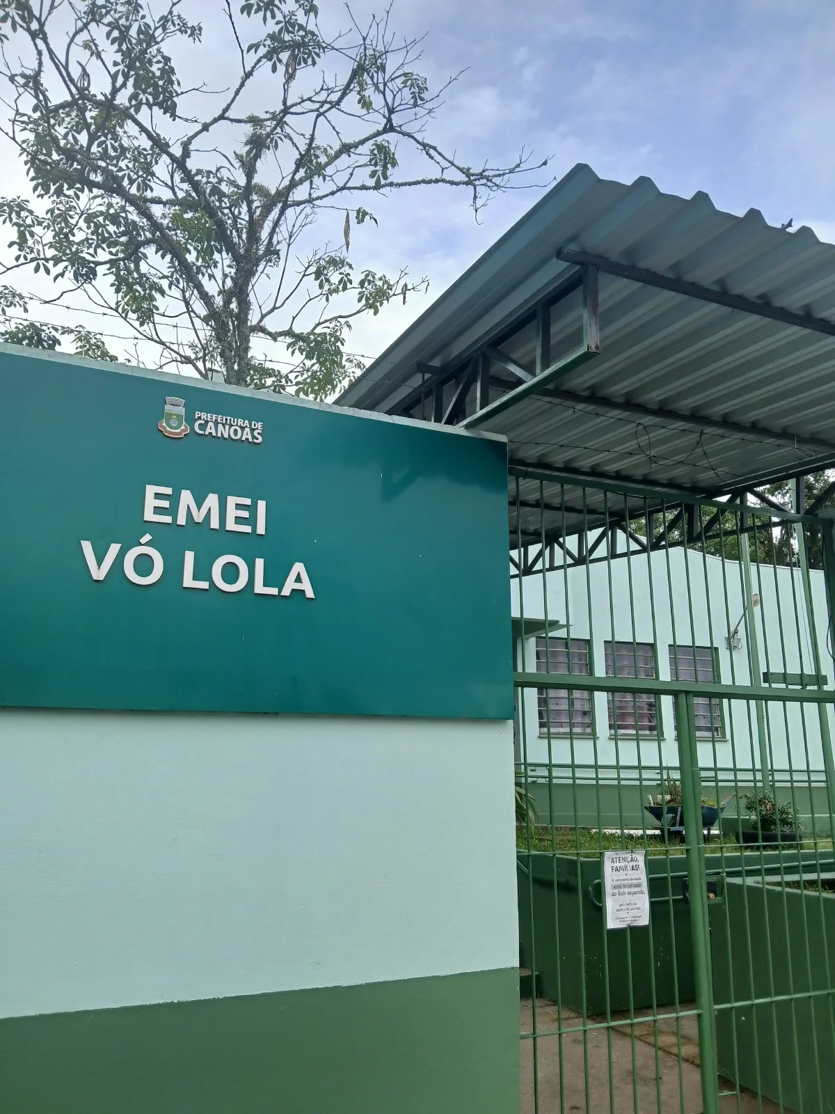 É uma chinelagem : Fiação da Escola Infantil Vó Lola é levada e retomada das aulas acaba sendo adiada abc+