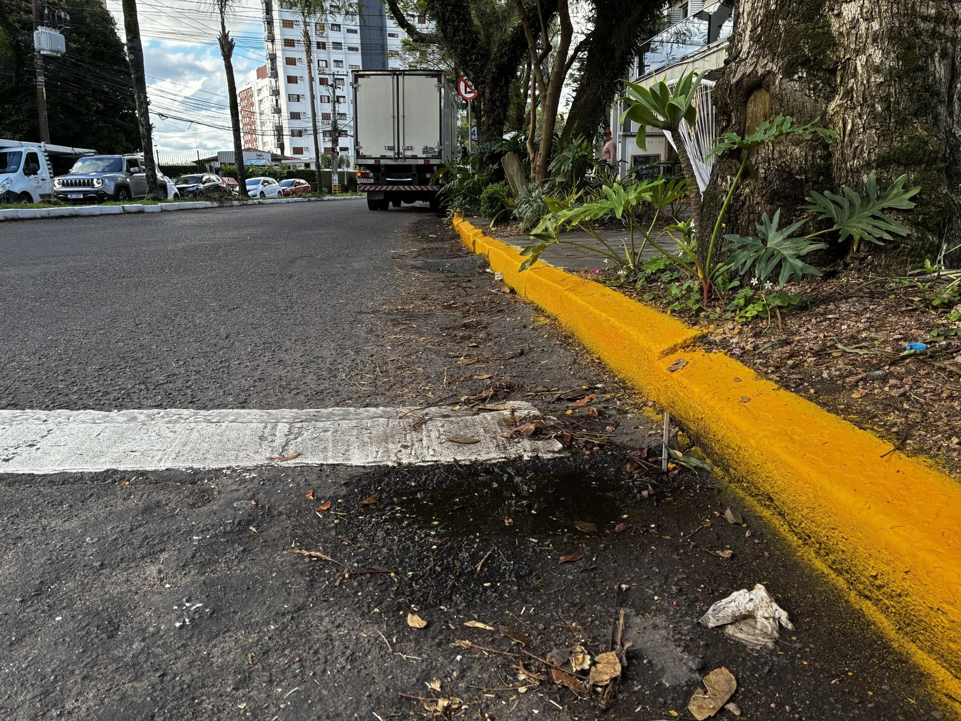Mudanças no trânsito ocorrem em trechos de duas vias movimentadas de Novo Hamburgo abc+