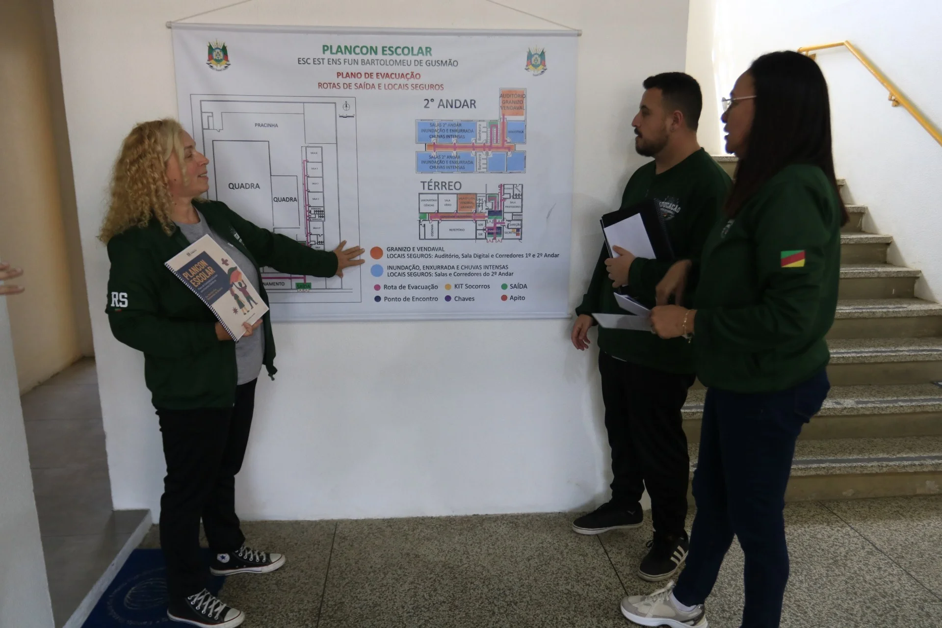 Escola Bartolomeu de Gusmão recebe certificado por plano de prevenção a eventos climáticos abc+