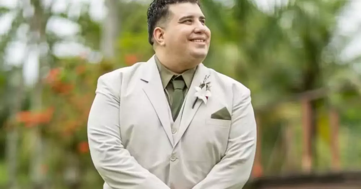 Youtuber morre aos 33 anos e deixa esposa grávida com quem casou há um mês